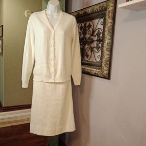 Luxurious Givenchy Sport VTG Cream Knit Skirt Set -Sz L Sweater & Medium Skirt